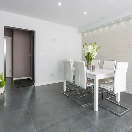 Appartement Orkana 10d *